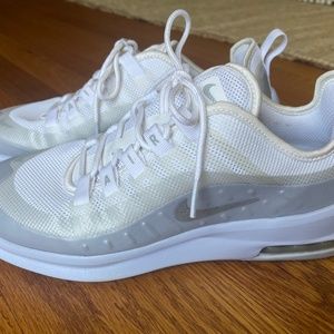 Excellent condition/ near new - Nike Max white/light lavender trim